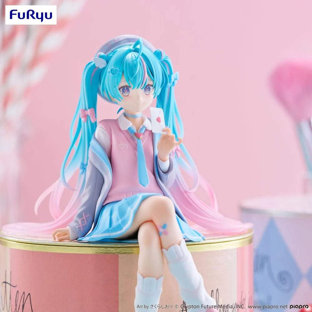 HATSUNE MIKU -  Figurine Noodle Stopper - Love Blazer