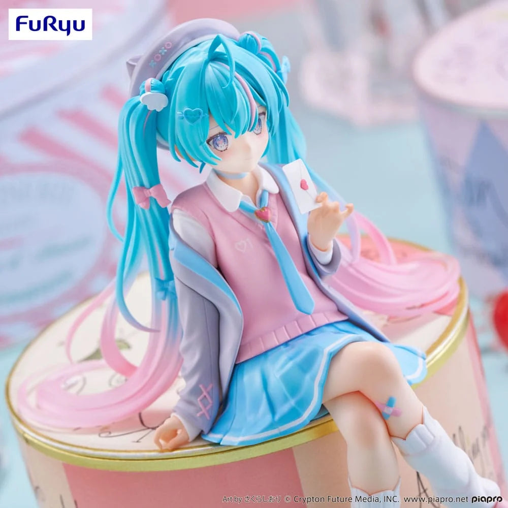 HATSUNE MIKU -  Figurine Noodle Stopper - Love Blazer