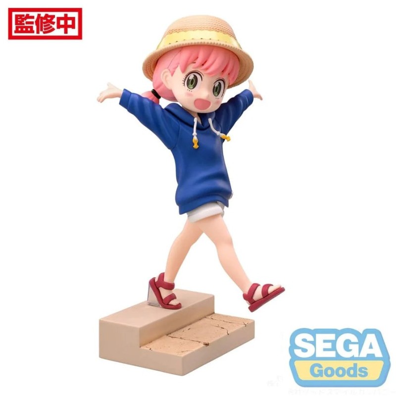 SPY X FAMILY - Figurine LUMINASTA - ANYA FORGER Resort Ver.